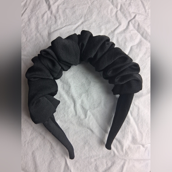 Headband Womens Black - Picture 2 of 3
